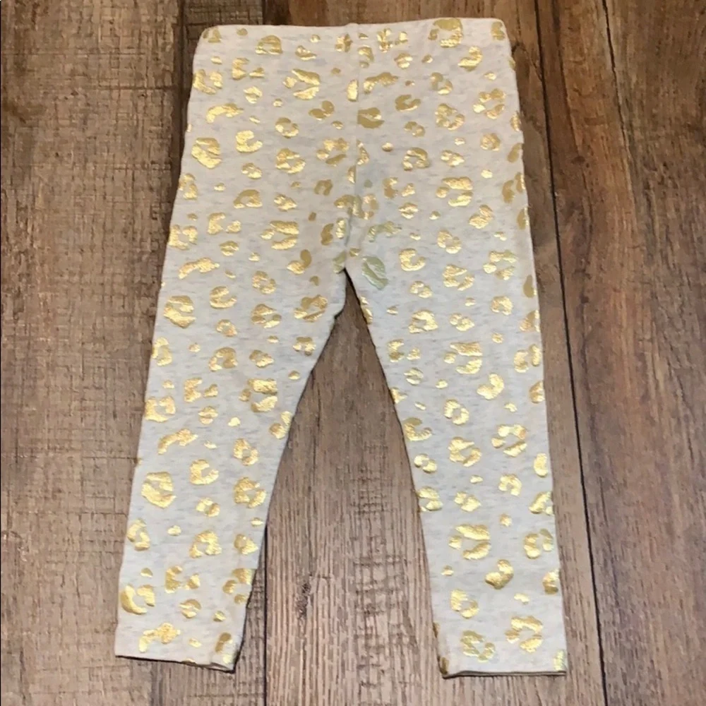 Baby Girl Carter’s Matching Outfit - Picture 4 of 6